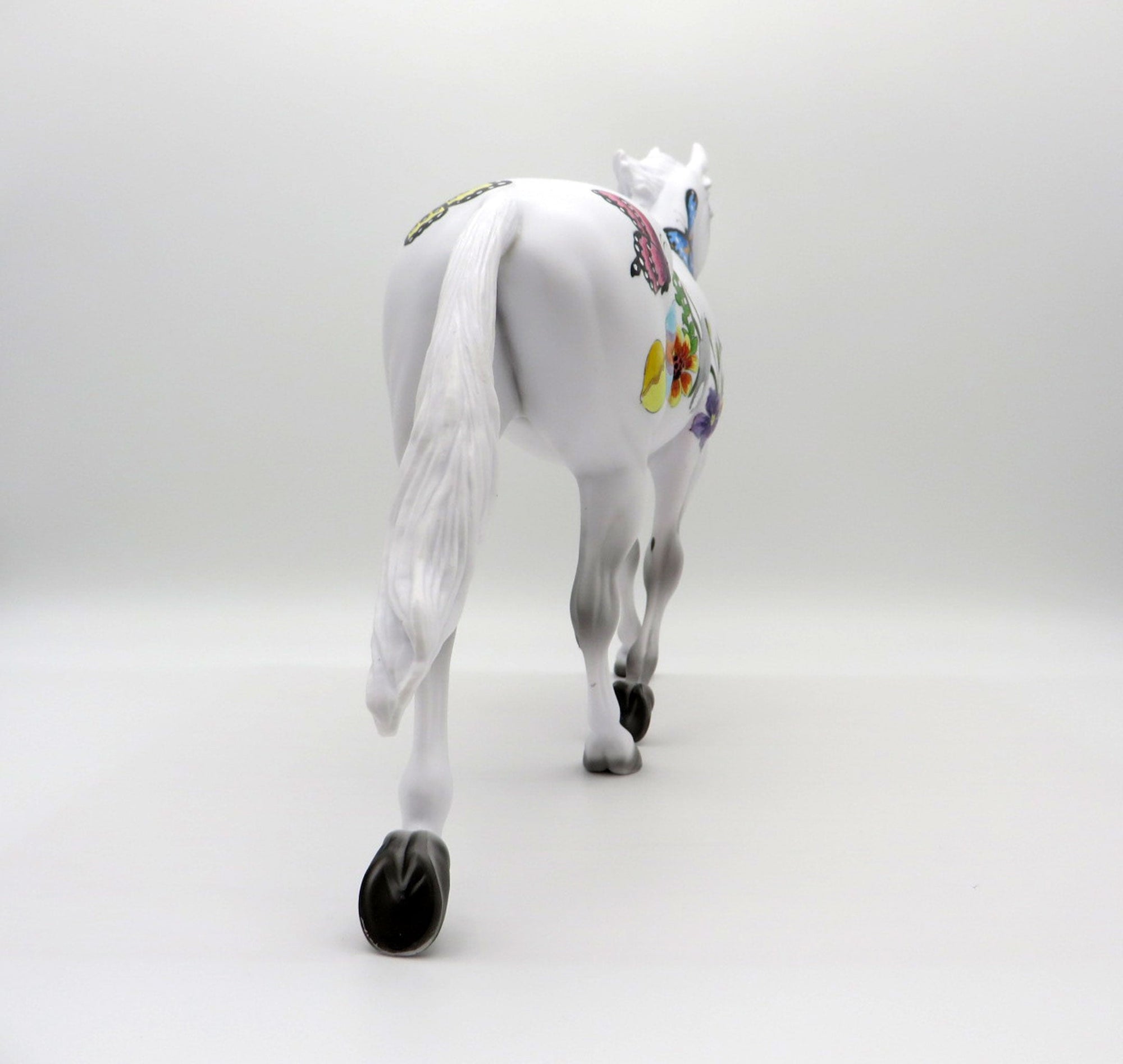 Bunny Kisses-OOAK Deco Palouse Easter 2021