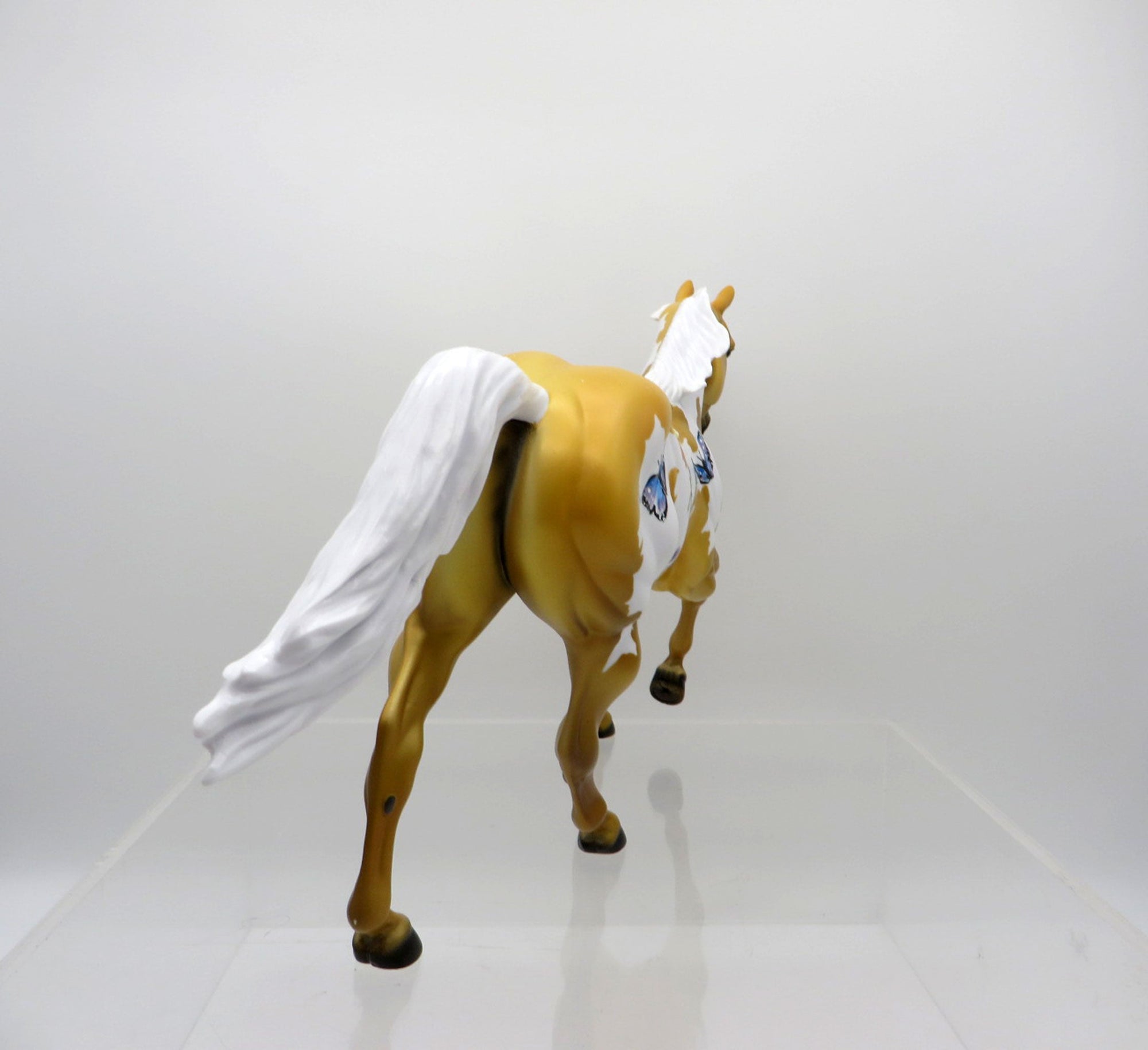 Butterfly Kisses-OOAK Deco Foundation Quarter Horse SHCF 2021