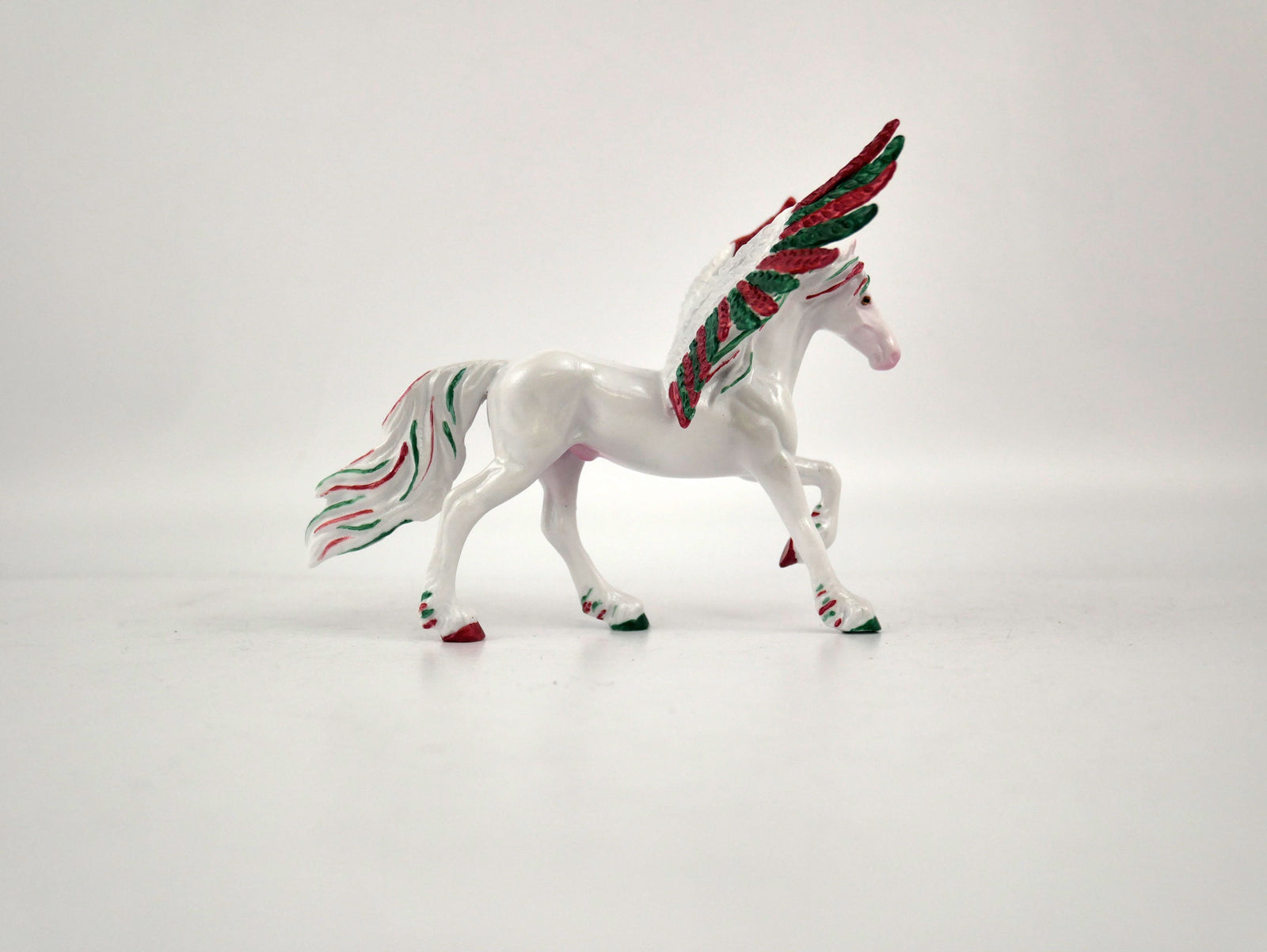 What is inside the Box>Candy Man  12/20