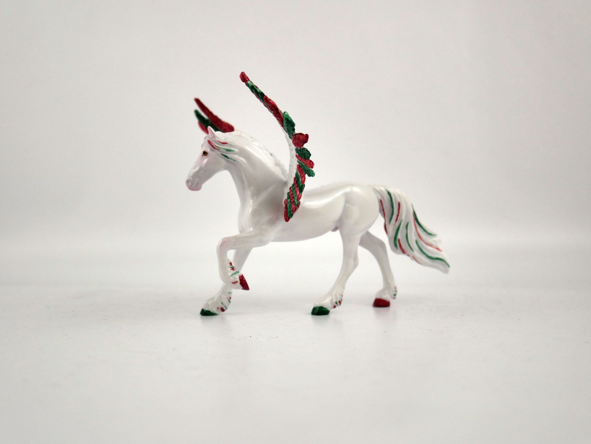 What is inside the Box&gt;Candy Man  12/20