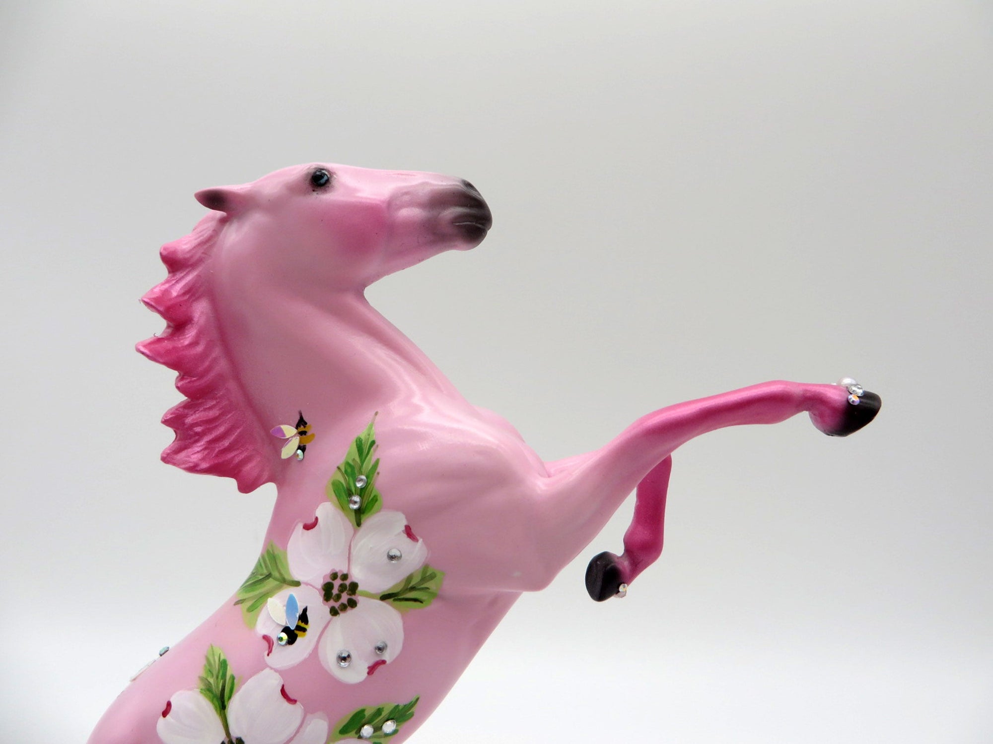 Bees and Blossoms Rearing-OOAK Decorative Deco  Pebbles SHCF 2021