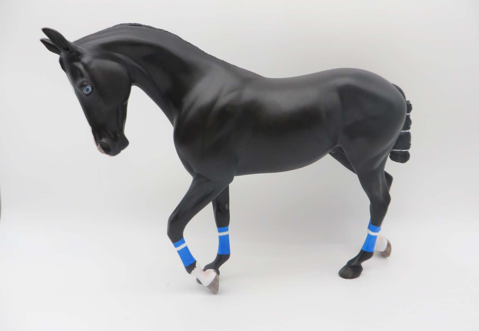 Carte Dia OOAK Dappled Black Custom Thoroughbred by Myla Pearce Best Offers 5/15/23