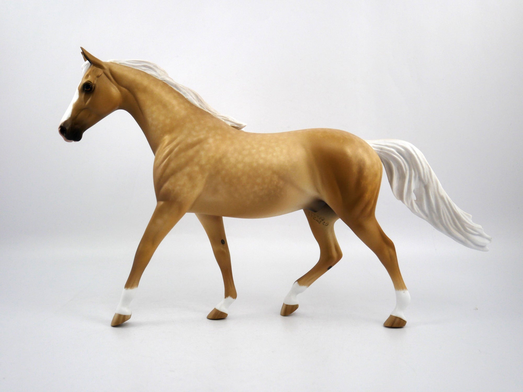 ChaiChi-OOAK Palomino Pony  By Sheryl Leisure 2/8/21