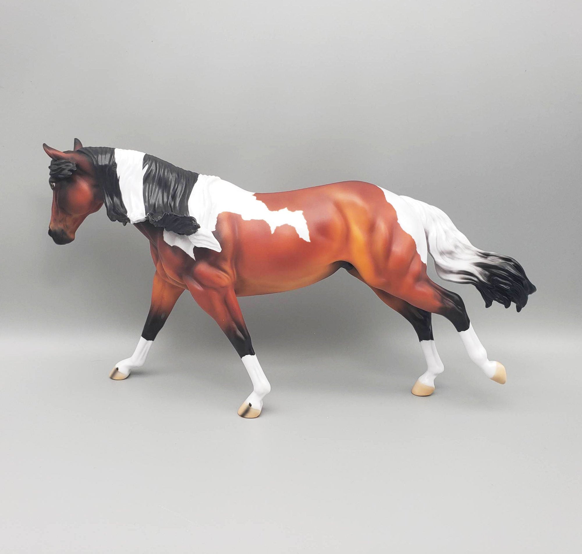 SAMPLE of Coolio LONG MANE Running Stock Horse By Angela Marleau