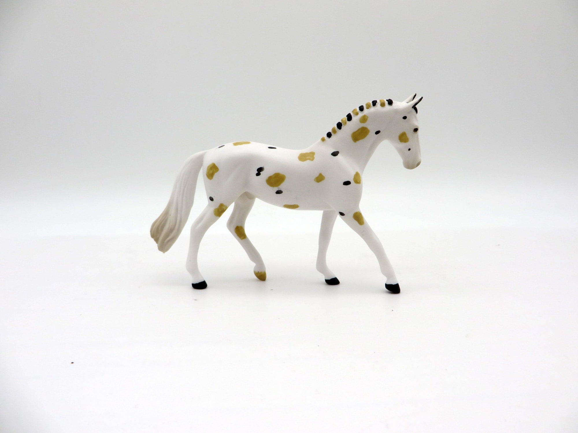 Cookie Dough-OOAK Warmblood Chip Painted By Ellen Robbins  NICM-7/23/21