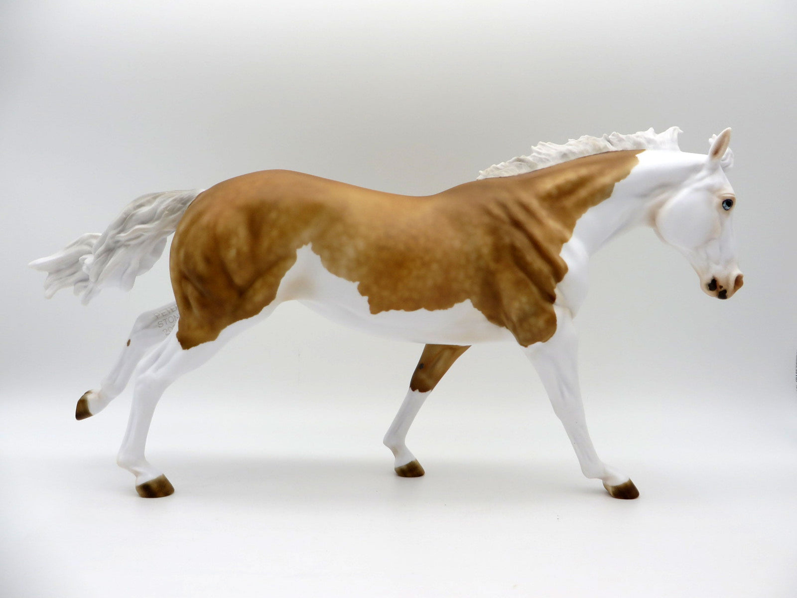 Coreopsis-OOAK Palomino Splash Running Stock Horse  SHCF 21
