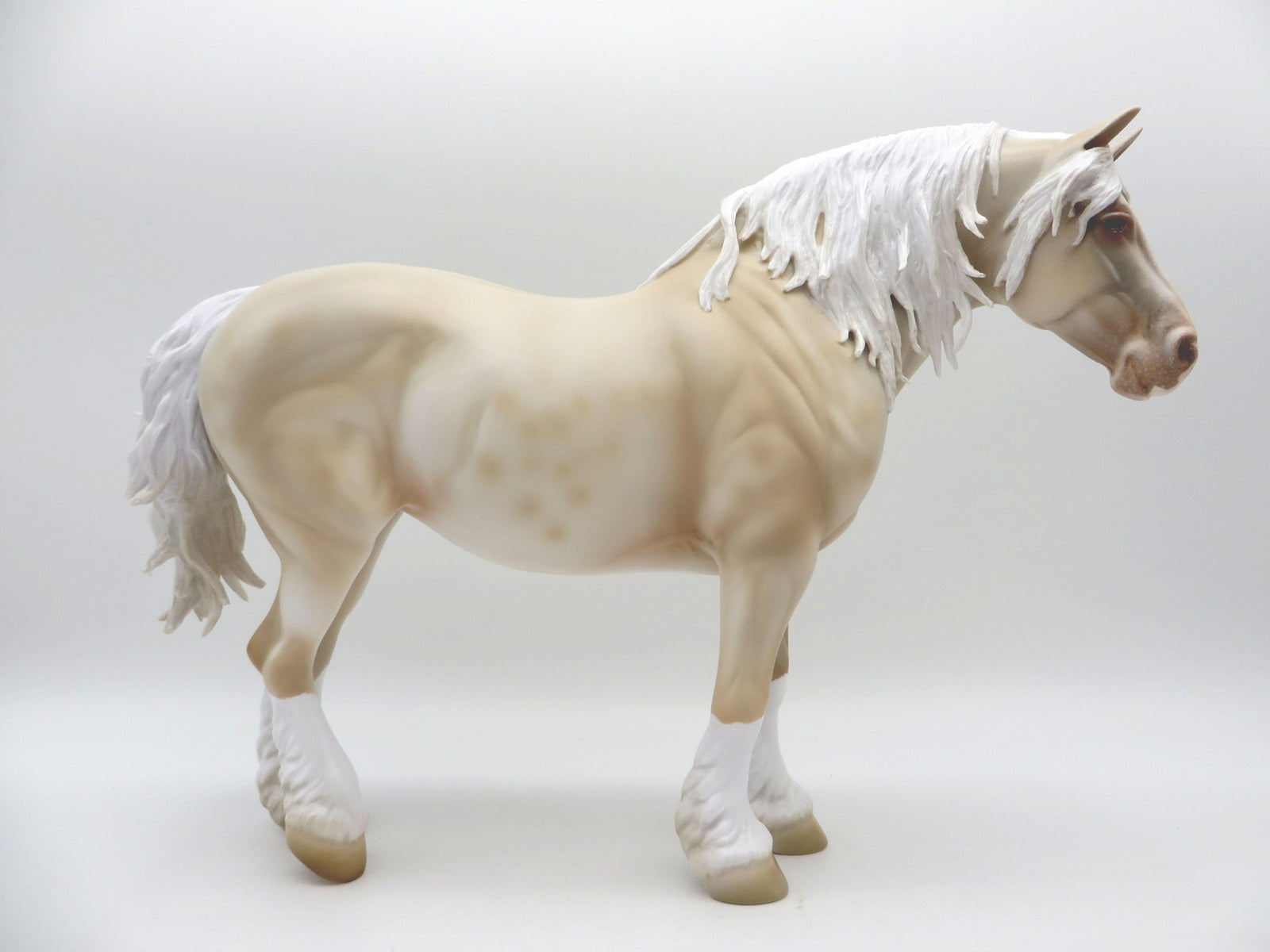 Creme de Creme-OOAK American Draft Mare Julie Keim EQ 21