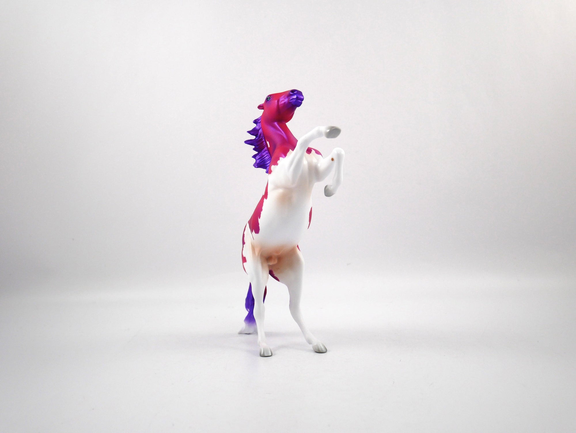 Crush-OOAK Deco Rearing Pebbles SB21