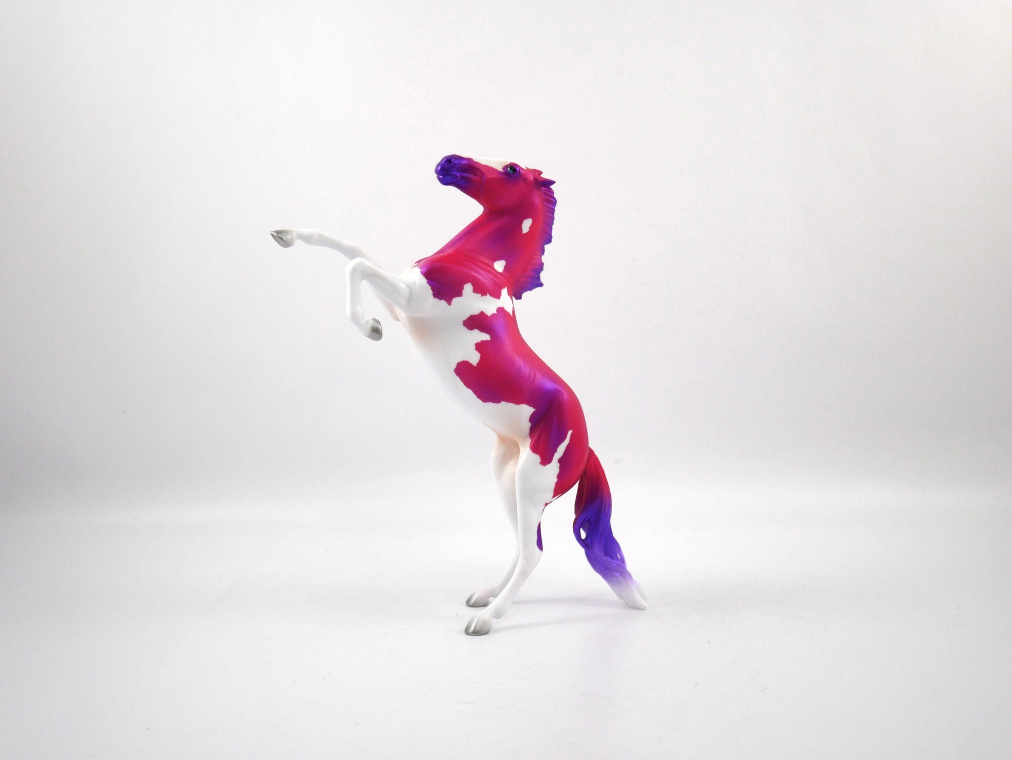 Crush-OOAK Deco Rearing Pebbles SB21