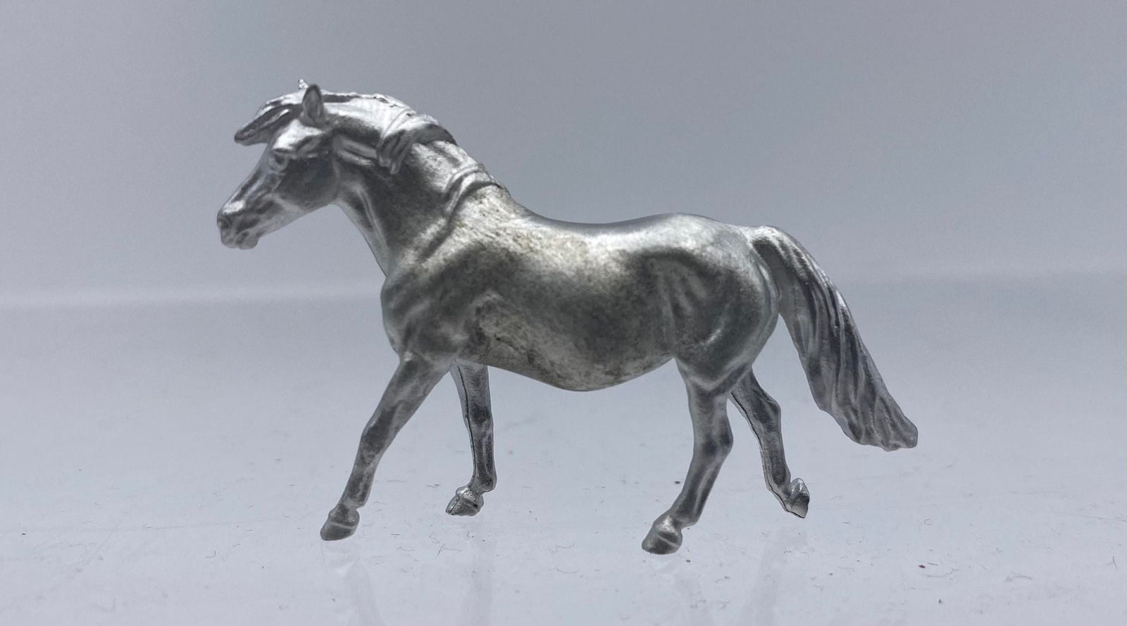 Microchip Pony - Donut