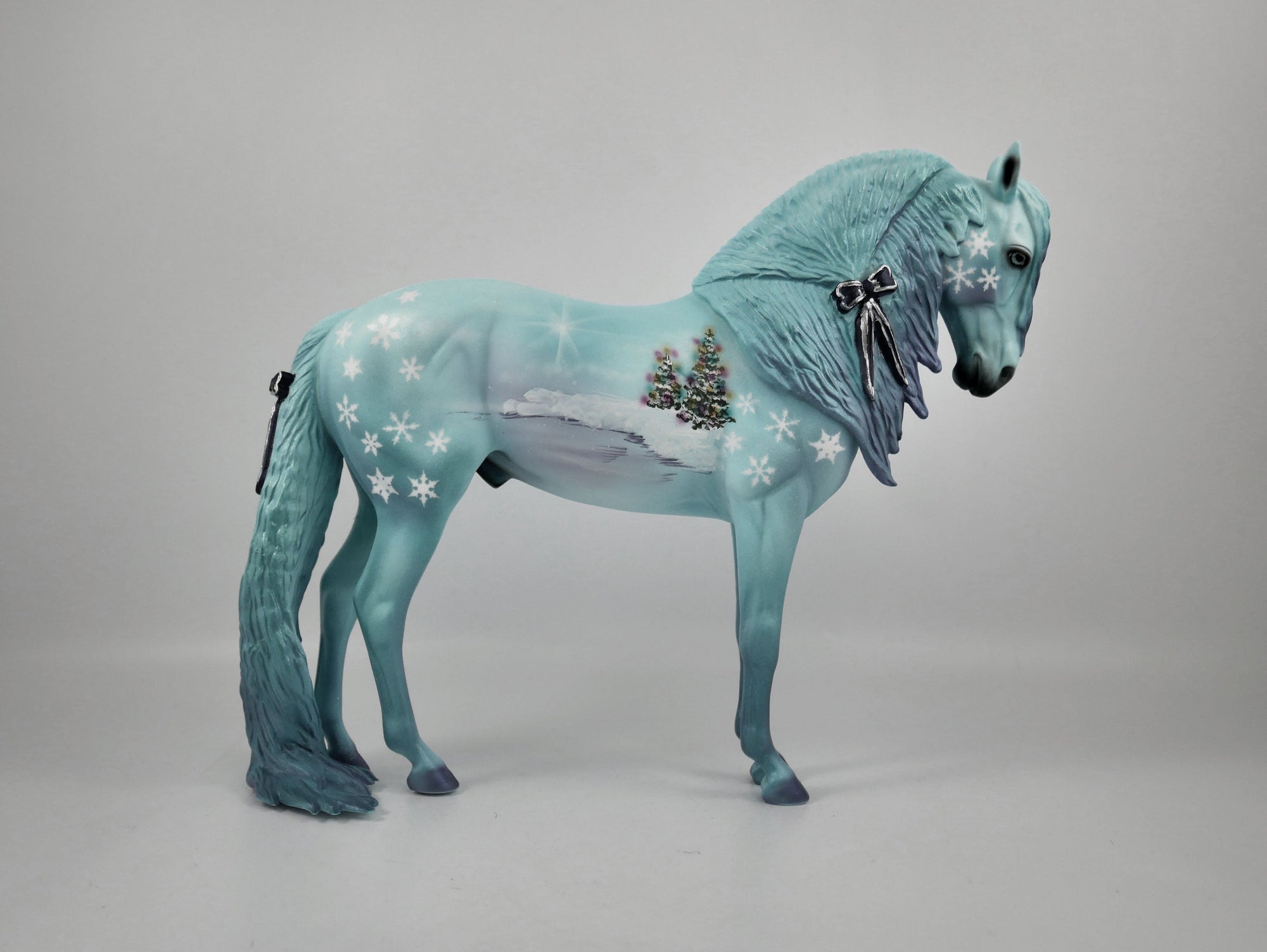 TIS' THE SEASON-OOAK CHRISTMAS  DECORATOR BY DAWN QUICK 12/18/20