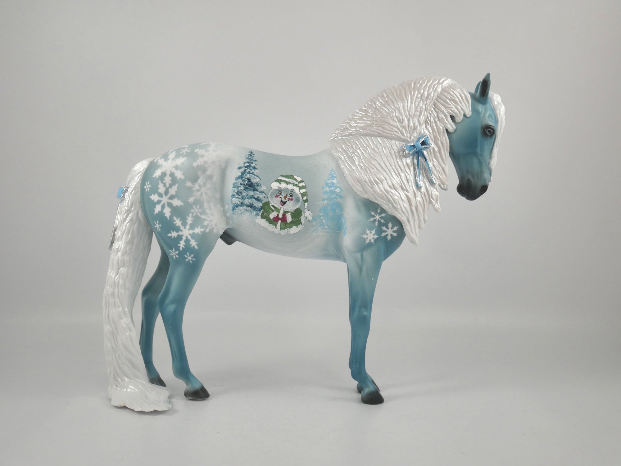 LET IT SNOW-OOAK CHRISTMAS  DECORATOR BY DAWN QUICK 12/18/20