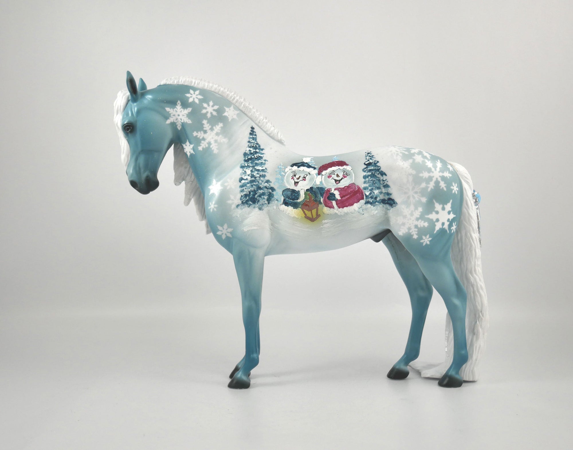 LET IT SNOW-OOAK CHRISTMAS  DECORATOR BY DAWN QUICK 12/18/20