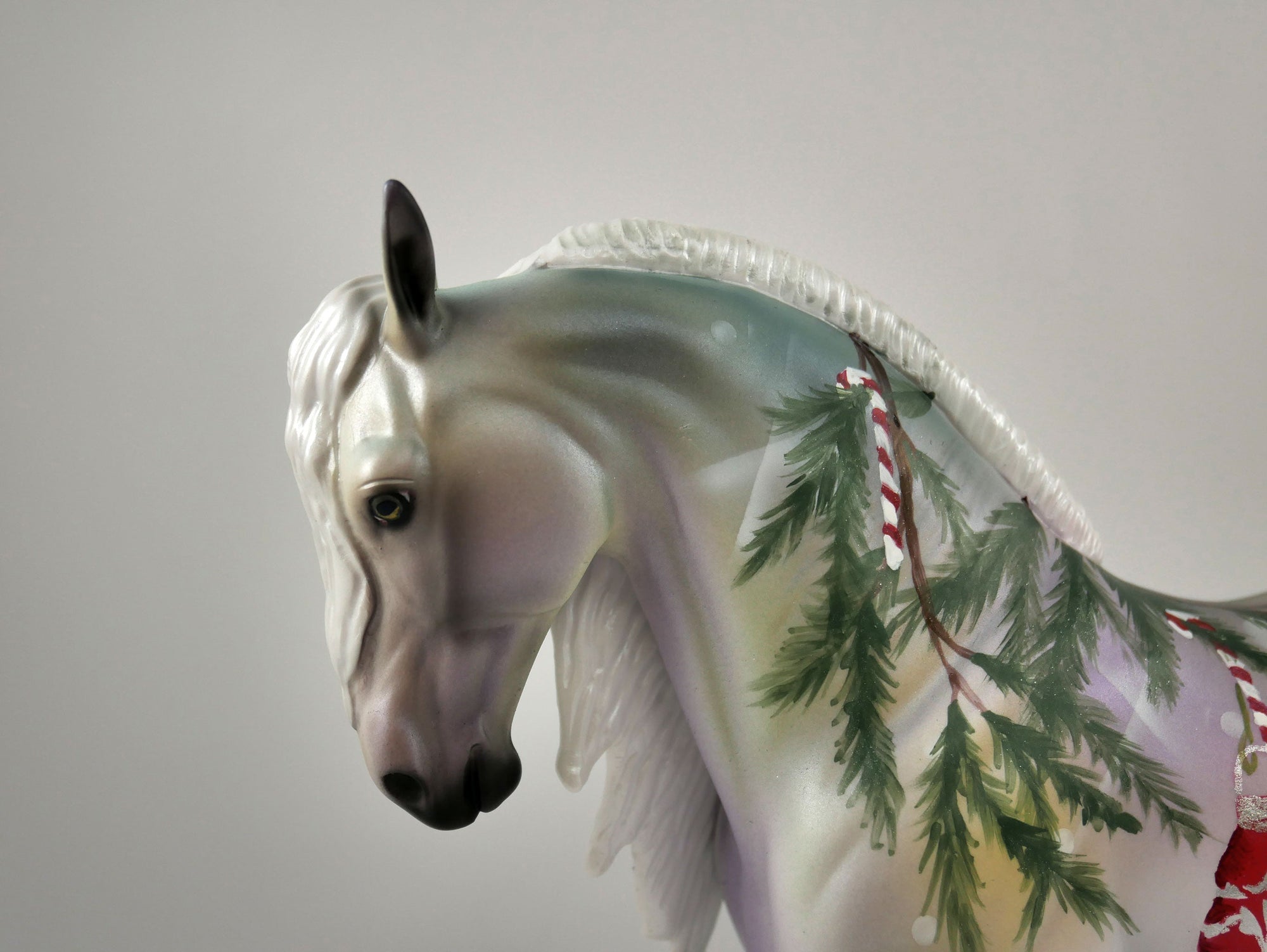 FESTIVE-OOAK CHRISTMAS  DECORATOR BY DAWN QUICK 12/18/20