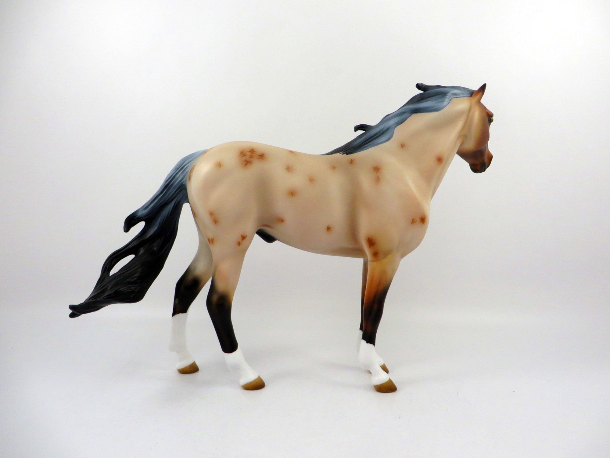 Devil&#39;s Garden-LE-8 Red Roan Mustang Painted By Audrey Dixon 3/8/21