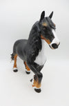 Everest-LE-15 Trotting Draft Burnese Mountain Dog Inspired By Dawn Quick