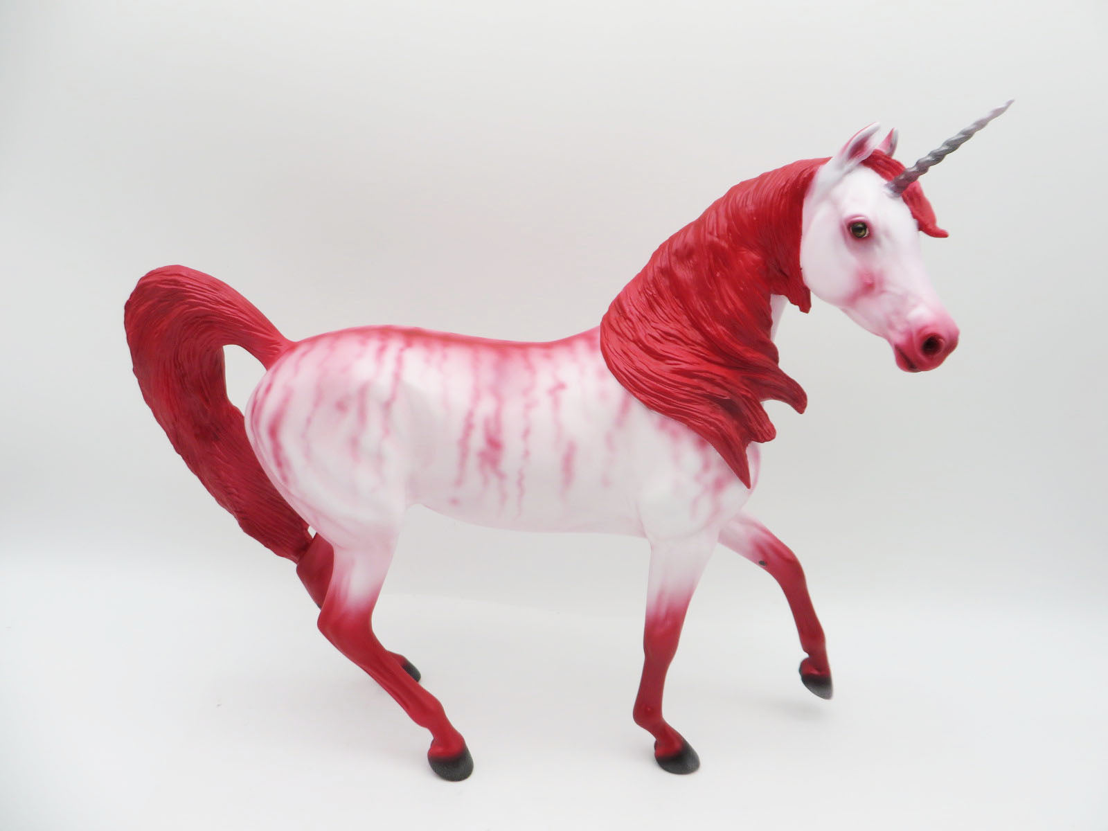 Festive Fantasy - OOAK - Unicorn Arabian Mare Decorator By Ellen Robbins - Christmas Tails 2022 - CT22