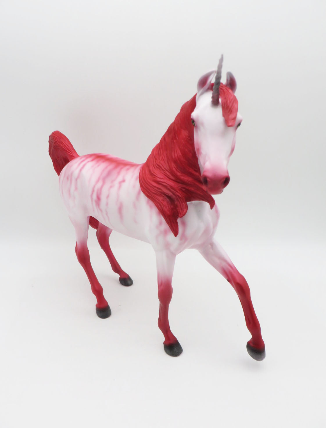 Festive Fantasy - OOAK - Unicorn Arabian Mare Decorator By Ellen Robbins - Christmas Tails 2022 - CT22