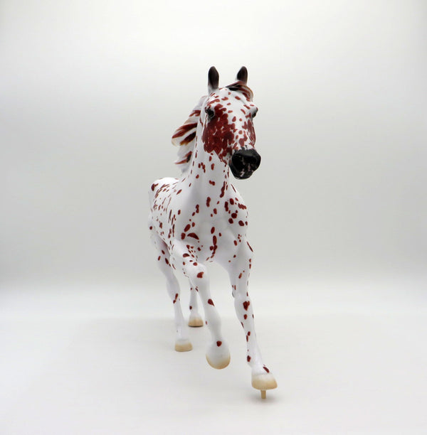 REMINGTON-PEBBLES RUNNING STOCK HORSE RESIN LIMITED - Stone