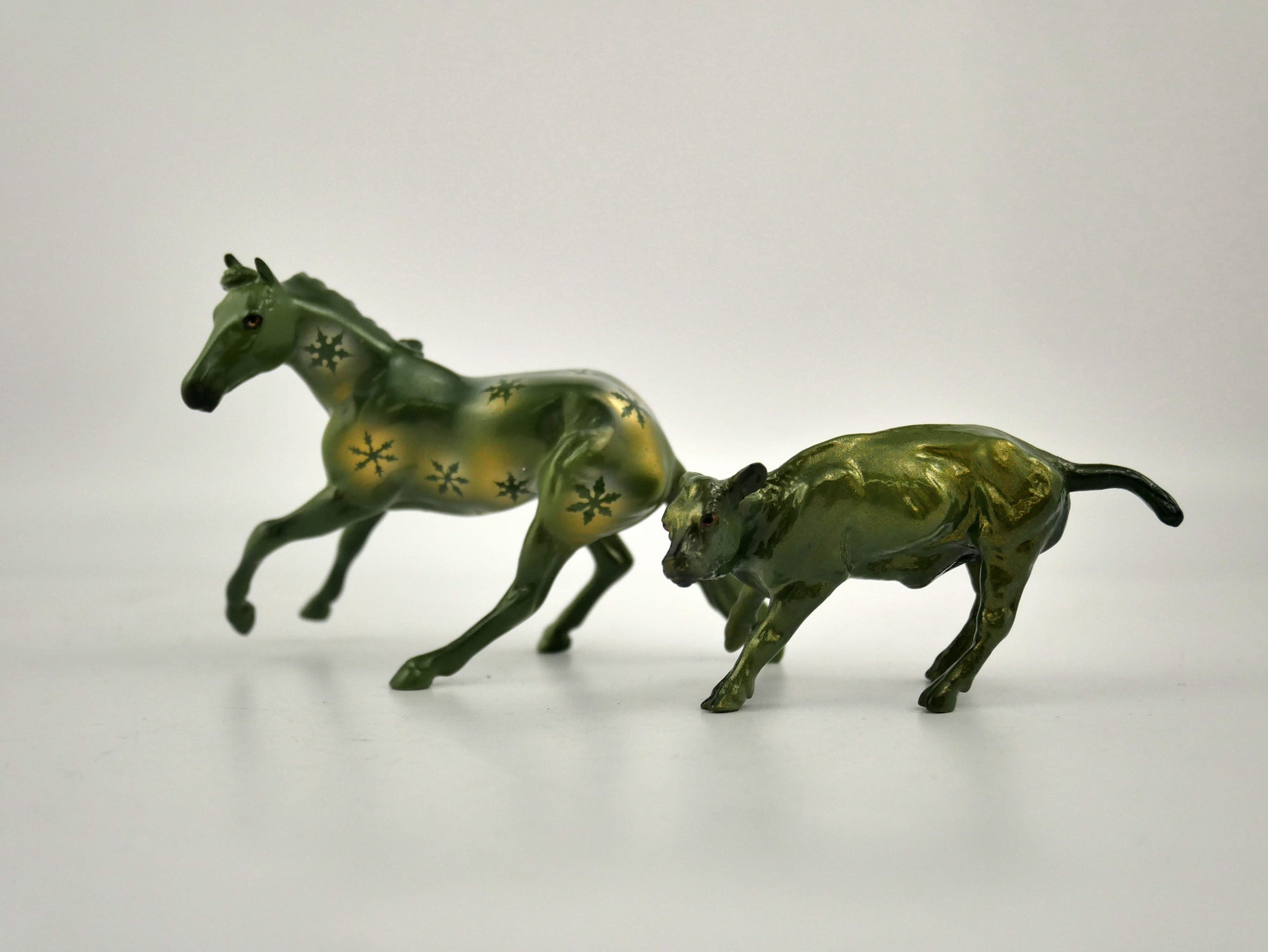 What is inside the Box> Frankincense and Myrrh Set 12/20