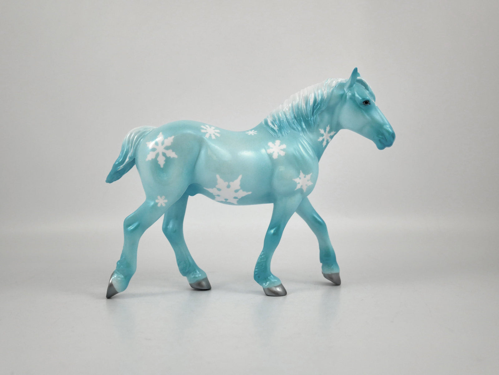 Frore-OOAK Snowflake Trotting Draft Pebbles 12/16/20