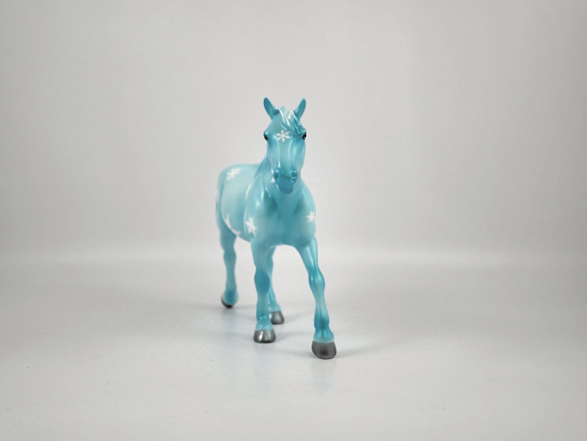 Frore-OOAK Snowflake Trotting Draft Pebbles 12/16/20