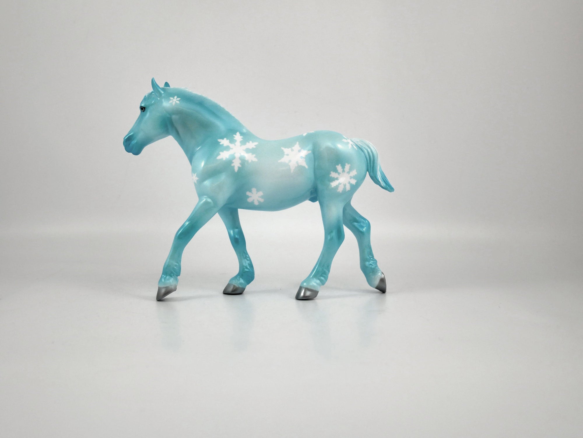 Frore-OOAK Snowflake Trotting Draft Pebbles 12/16/20