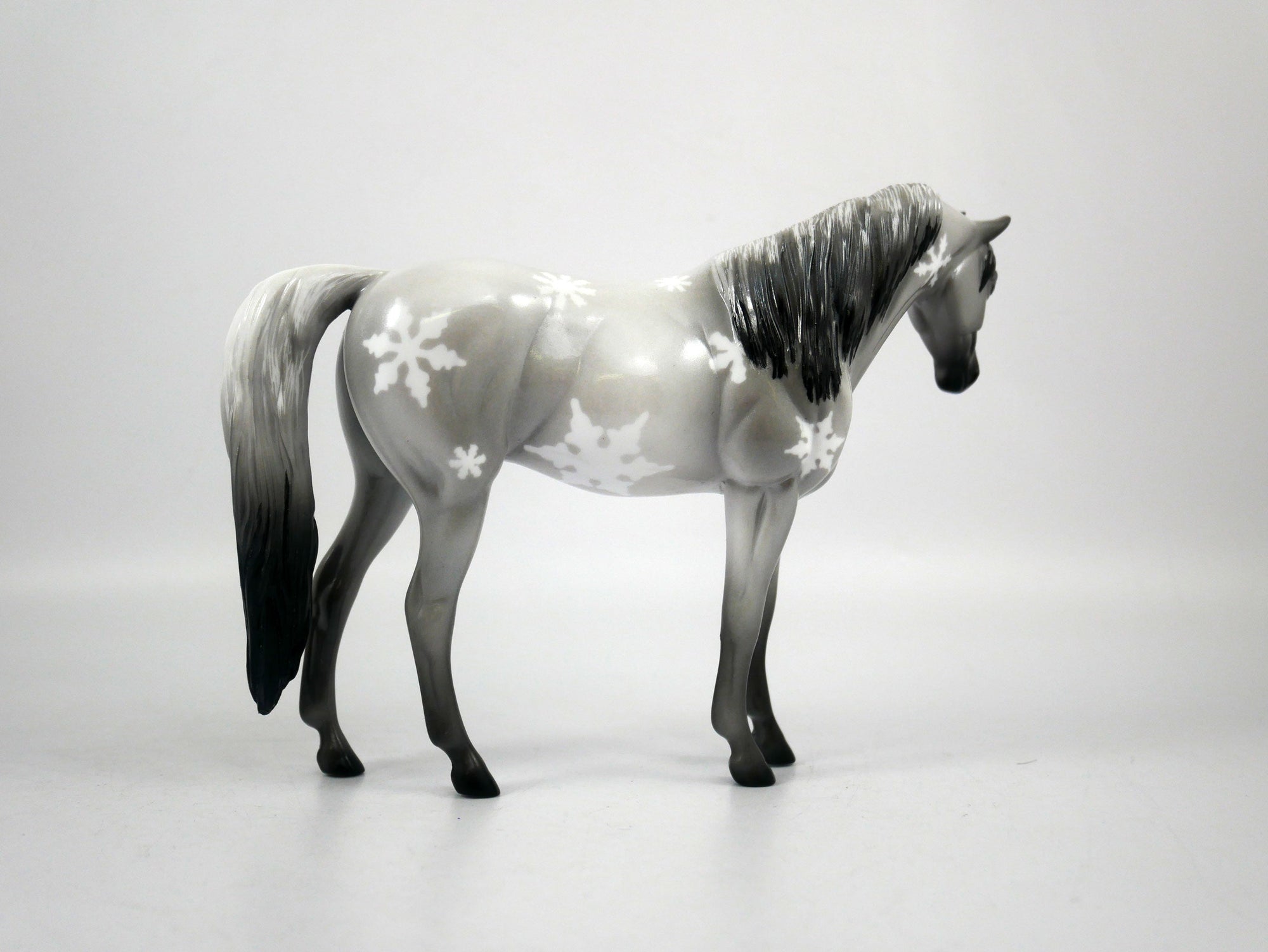 FROST-OOAK SNOWFLAKE DECORATOR  PEBBLES ARABIAN BY ELLEN ROBBINS 12/22/20