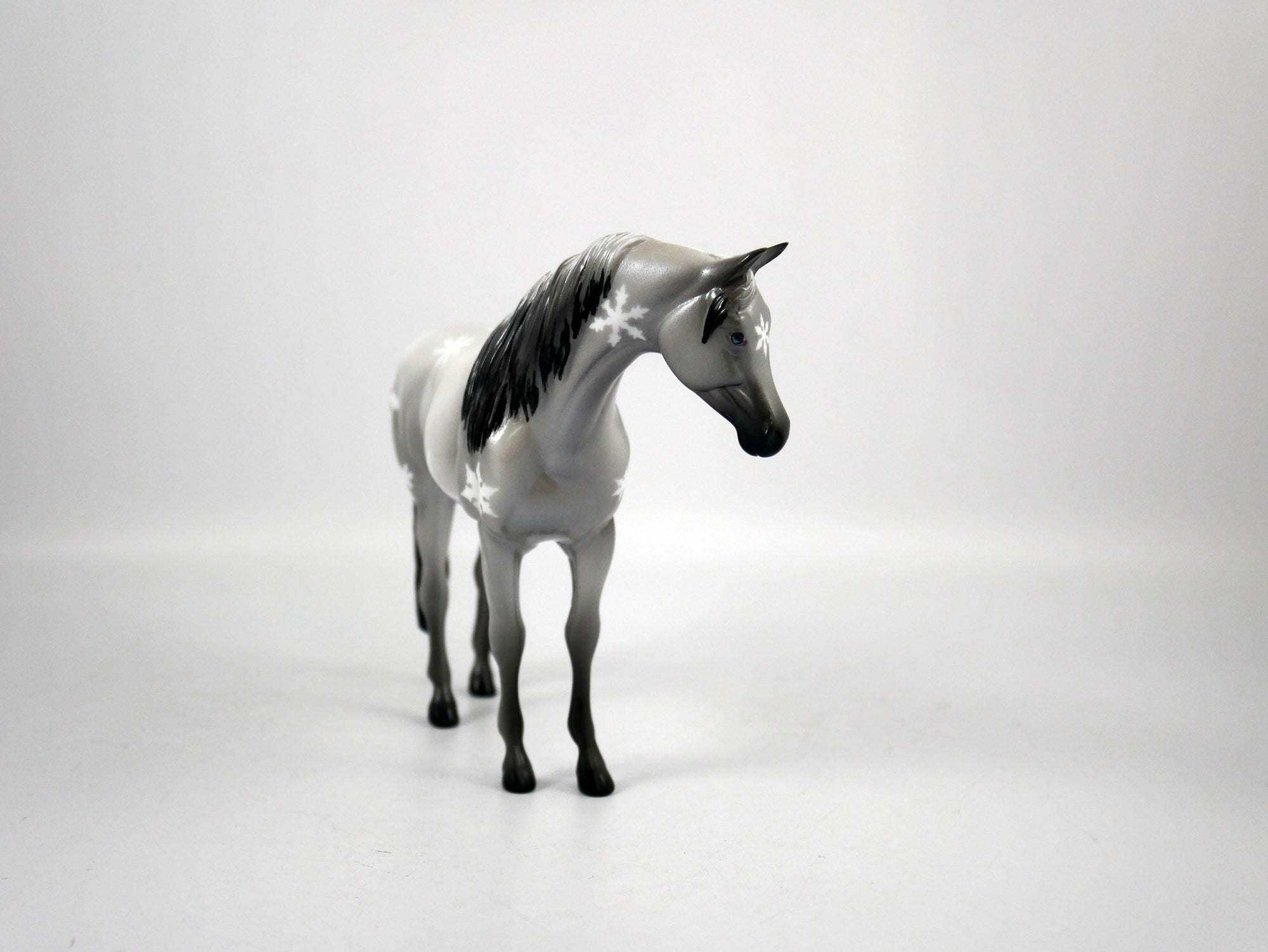 FROST-OOAK SNOWFLAKE DECORATOR  PEBBLES ARABIAN BY ELLEN ROBBINS 12/22/20