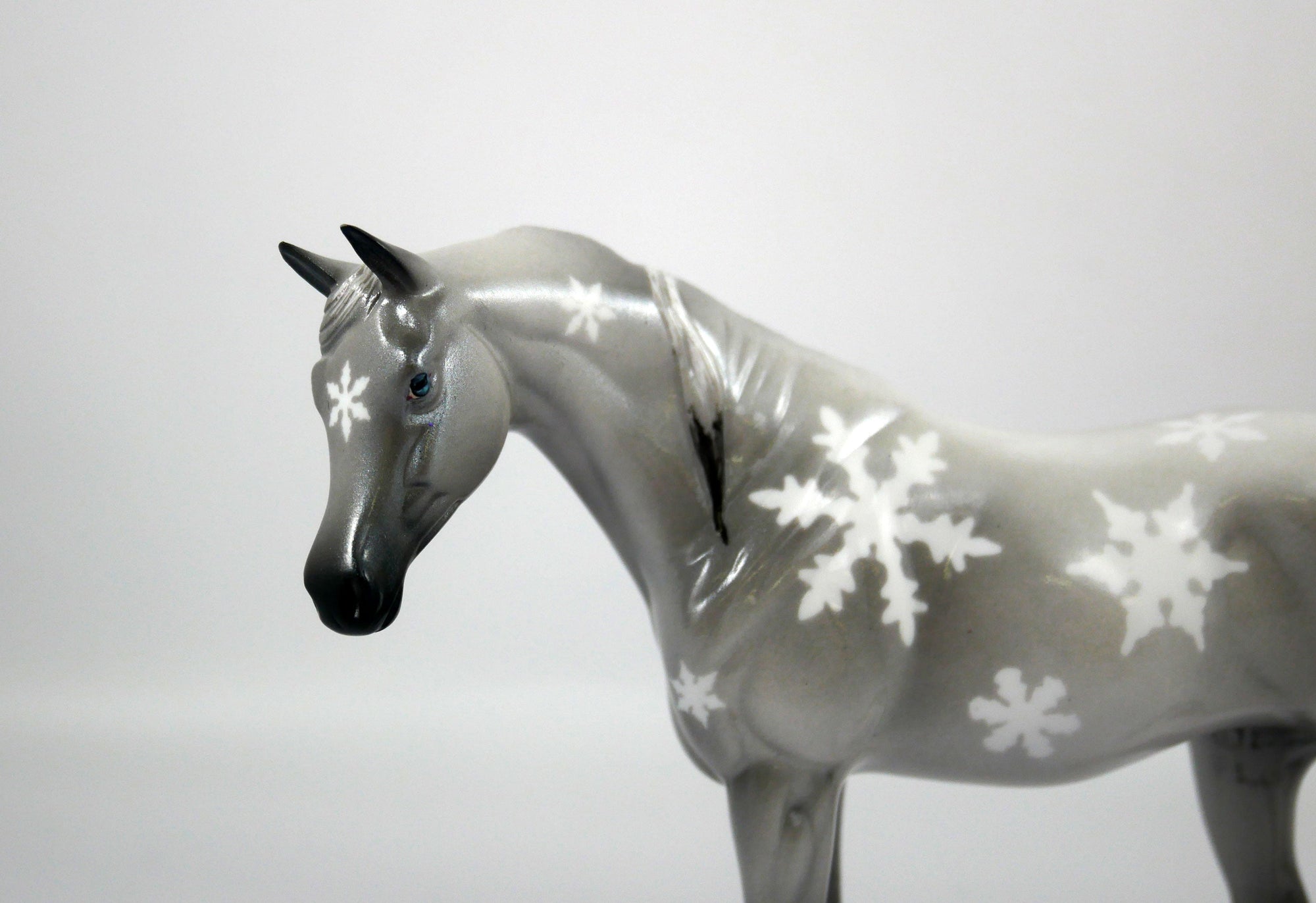 FROST-OOAK SNOWFLAKE DECORATOR  PEBBLES ARABIAN BY ELLEN ROBBINS 12/22/20