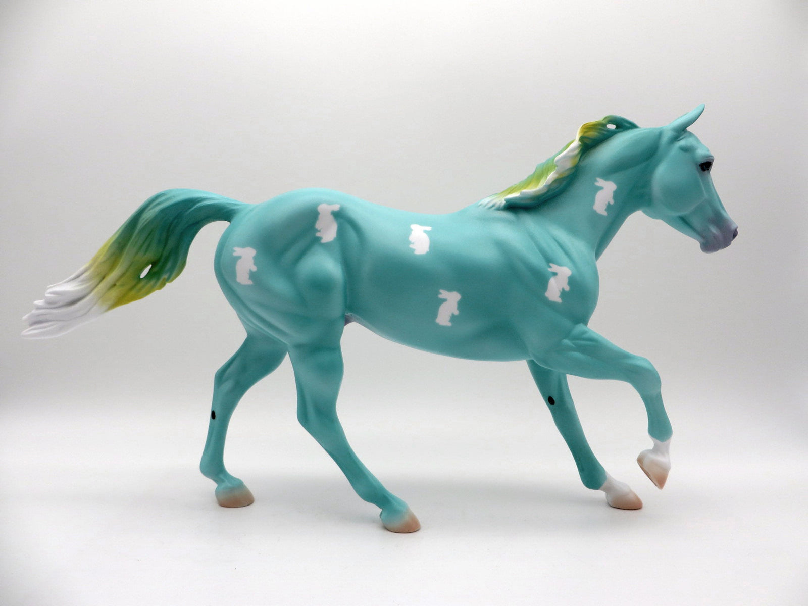 FUN BUNNY-OOAK FOUNDATION QUARTER HORSE  Decorator Easter 2021