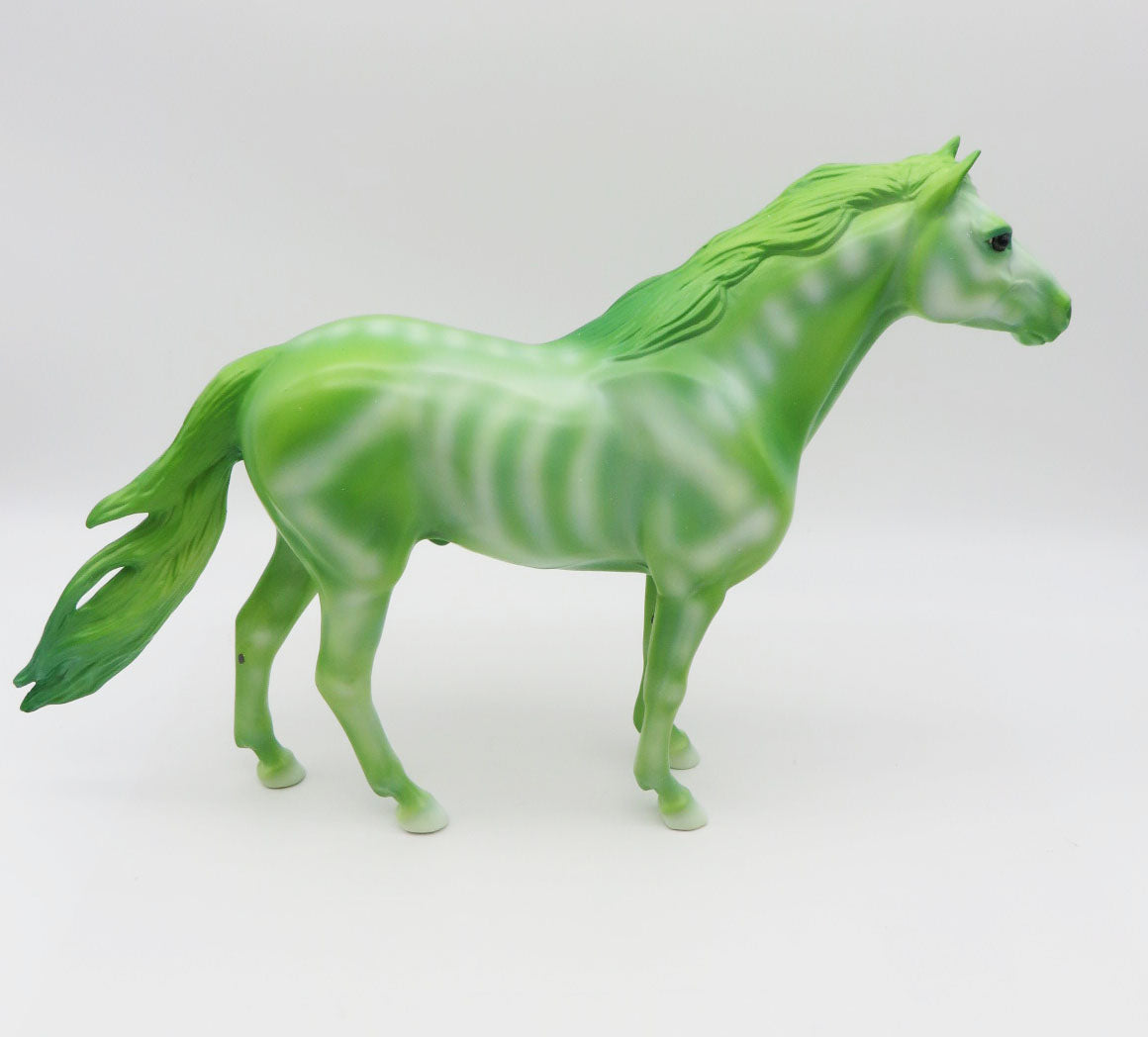 Gelatinous Cube - OOAK - Decorator Spanish Mustang - by Jess Hamill - MM22
