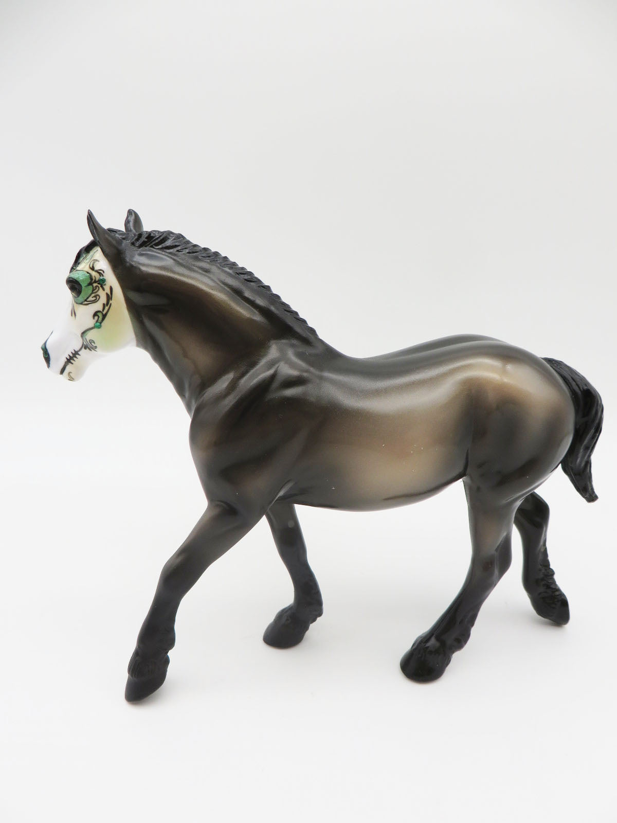 Gigglin&#39; Green - OOAK - Pebble Draft Sugar Skull Painted by Ashley Palmer - MM22