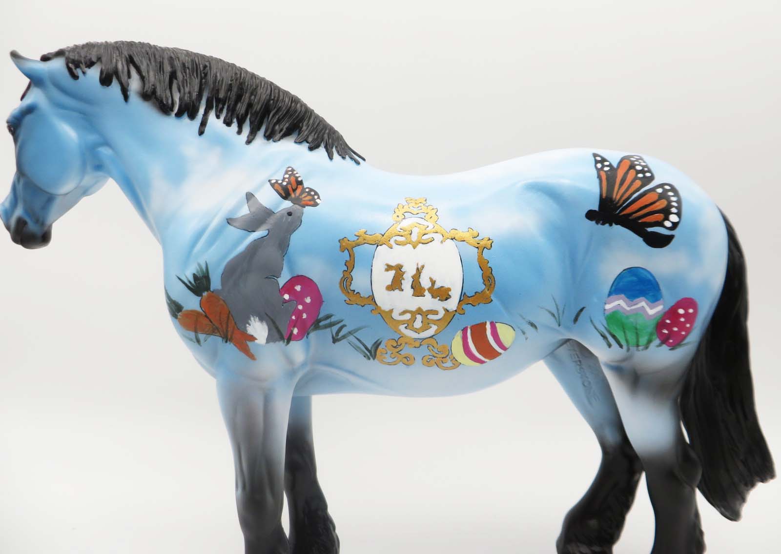 Gilded Egg - OOAK - Decorator Heavy Draft By Dawn Quick - Easter 2023