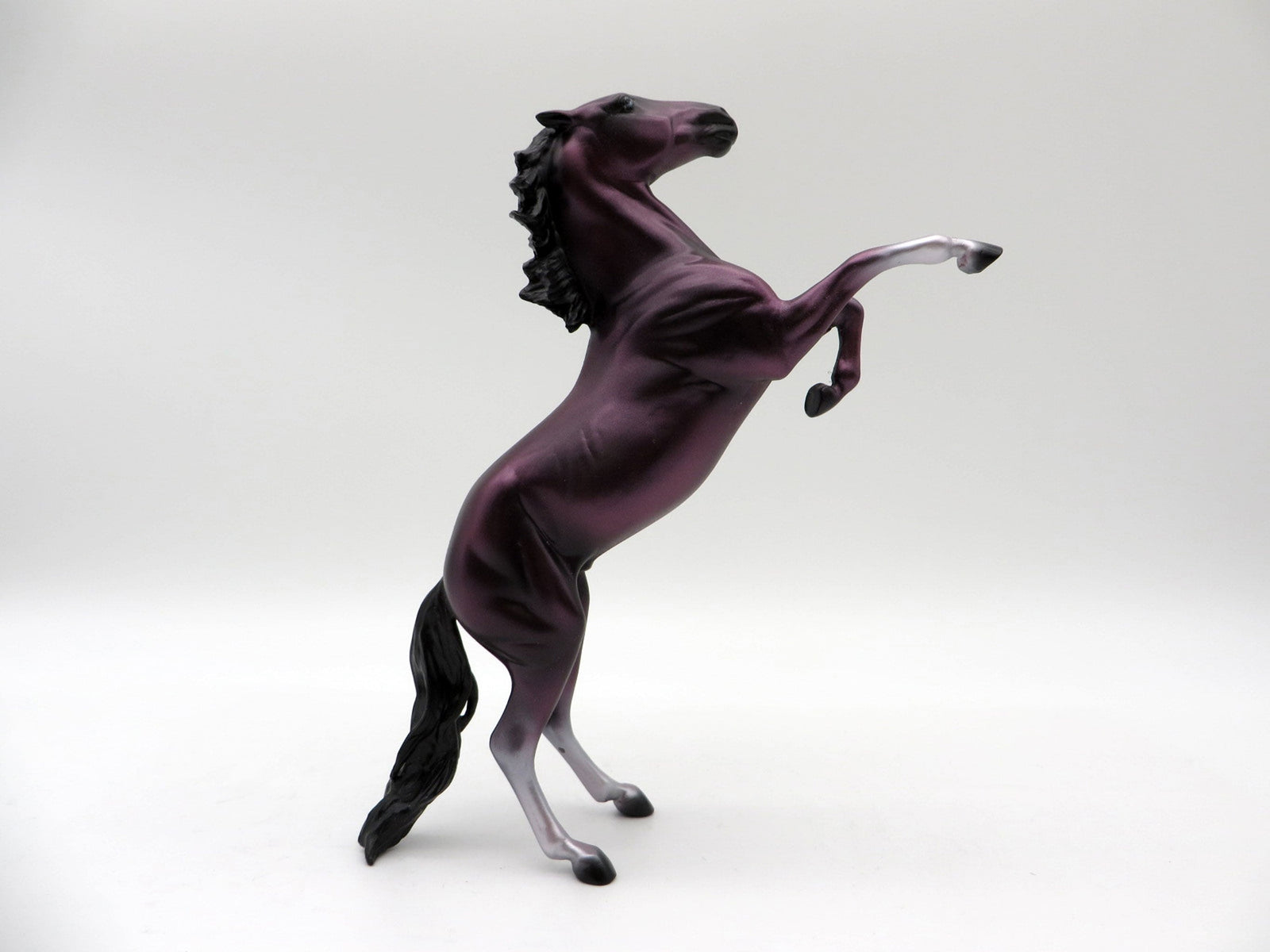 Grape Jelly-OOAK Deco Rearing Pebbles Painted Ellen Robbins   5/28/21