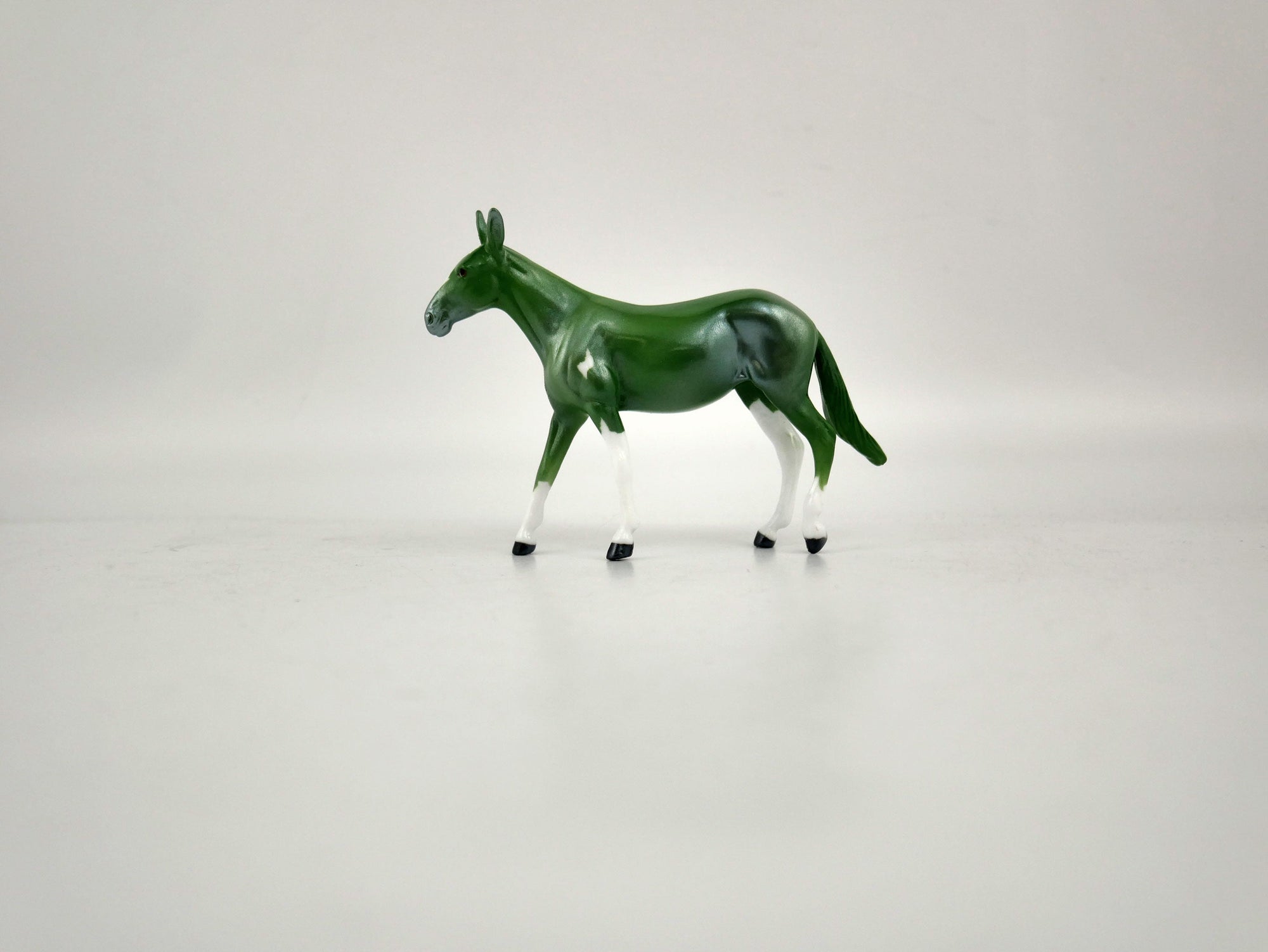 What is inside the Box&gt;Green Frost Chip  12/20