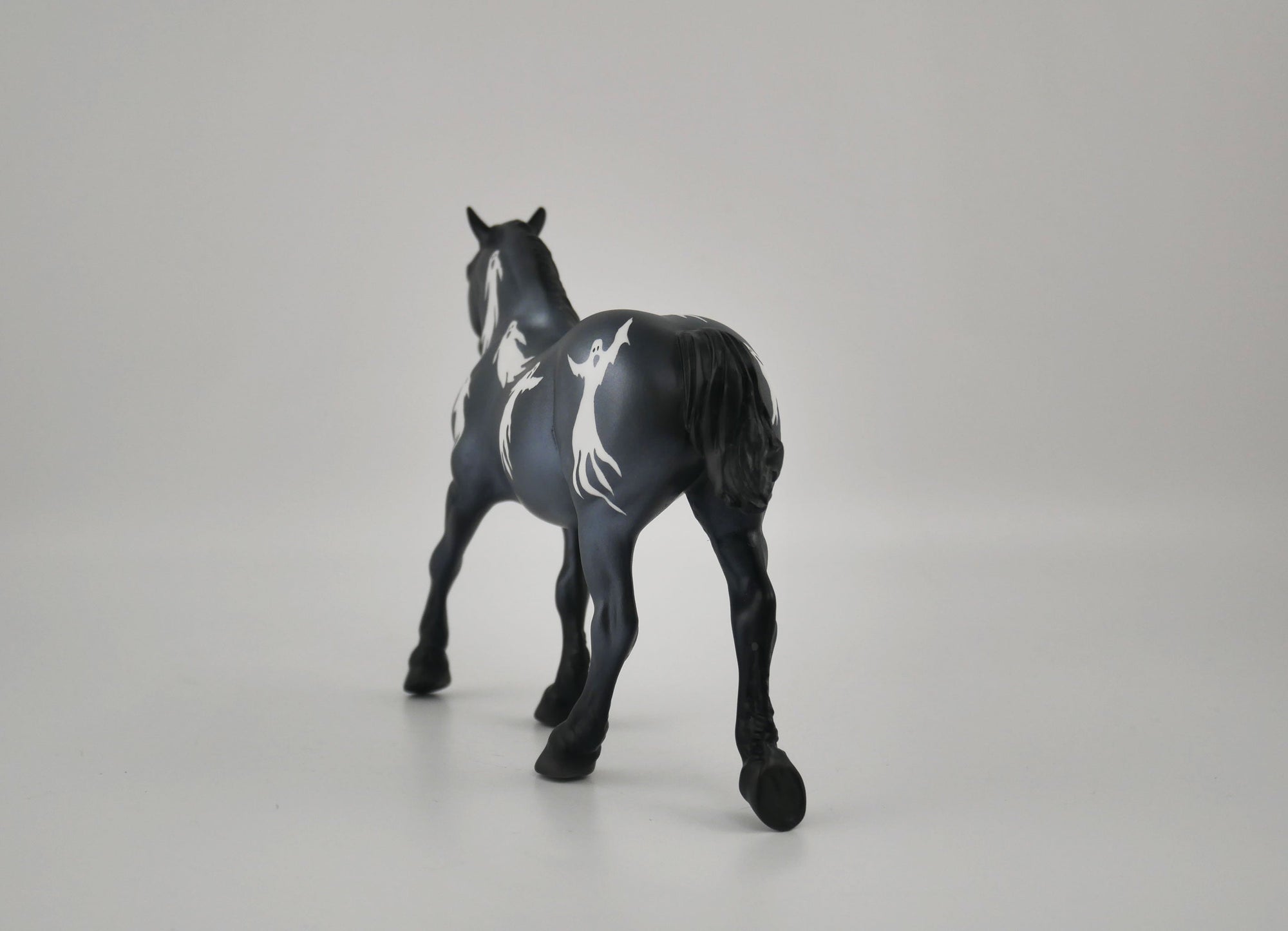 Grinning Ghost-OOAK Deco Pebbles Drafter by Julie Keim MM 2020