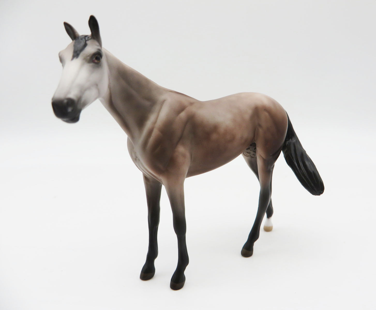HONOUR - OOAK ROSE GREY THOROUGHBRED CHIP  BY JESS HAMILL LHS 22