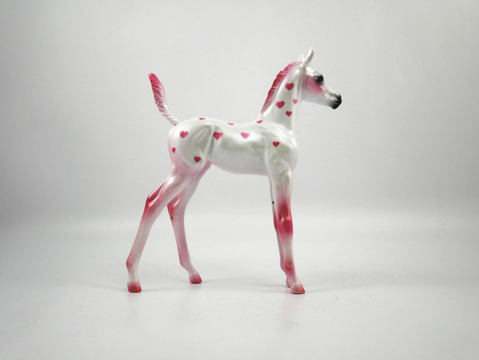 Heartbreaker-LE-15 Valentine Deco Arabian Foal SB21