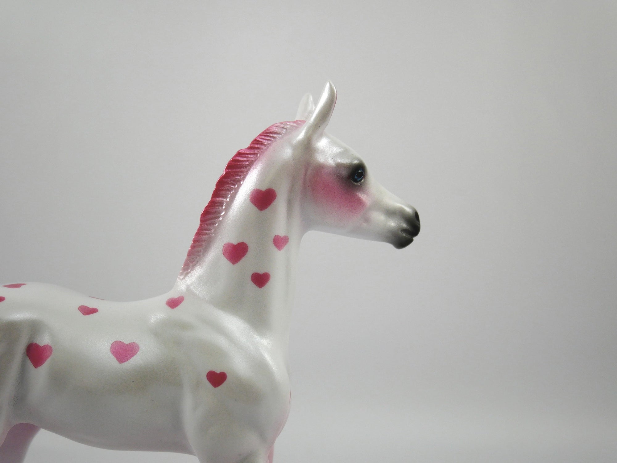 Heartbreaker-LE-15 Valentine Deco Arabian Foal SB21