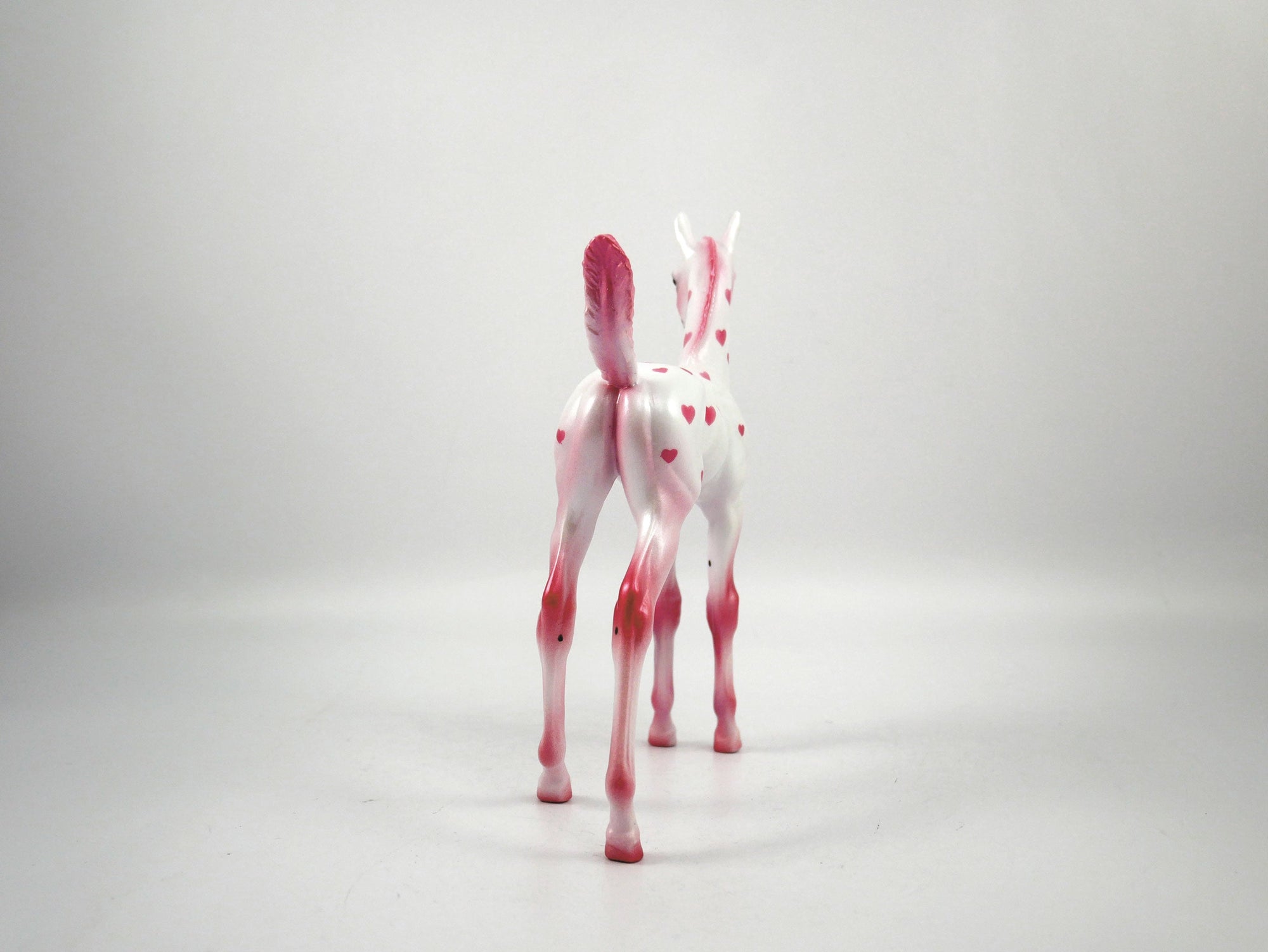 Heartbreaker-LE-15 Valentine Deco Arabian Foal SB21