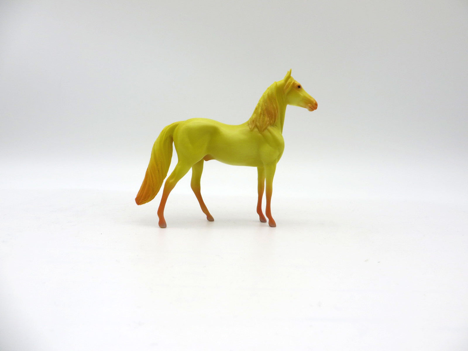 Hello Sunshine-OOAK Chip Morgan Decorator By Ellen Robbins 6/4/21