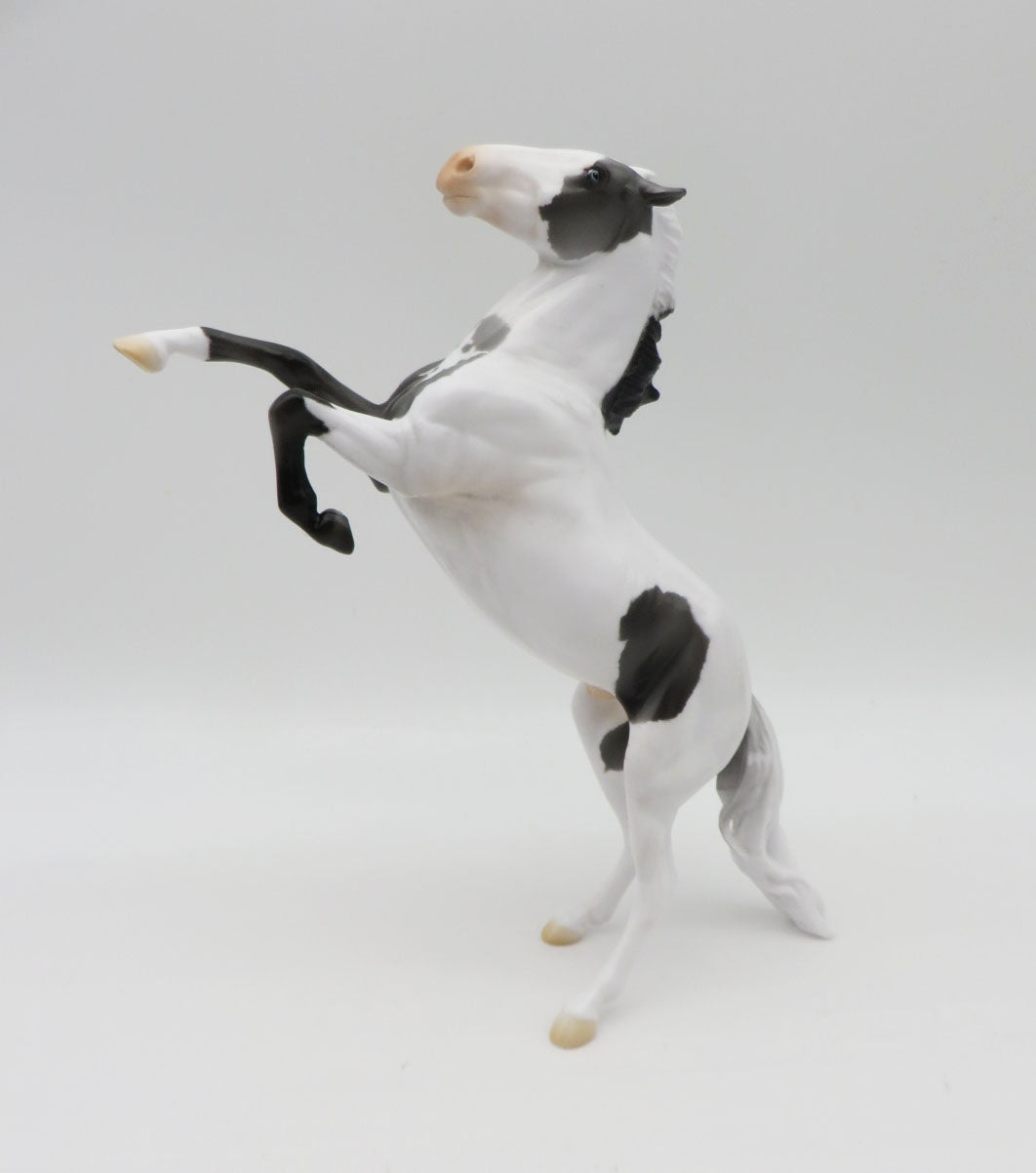 Holy Night - OOAK - Decorator Rearing Pebbles by Angela Marleau Christmas Tails 2022 - CT22