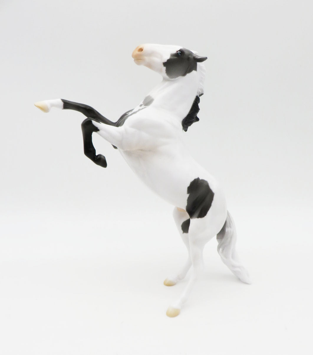 Holy Night - OOAK - Decorator Rearing Pebbles by Angela Marleau Christmas Tails 2022 - CT22