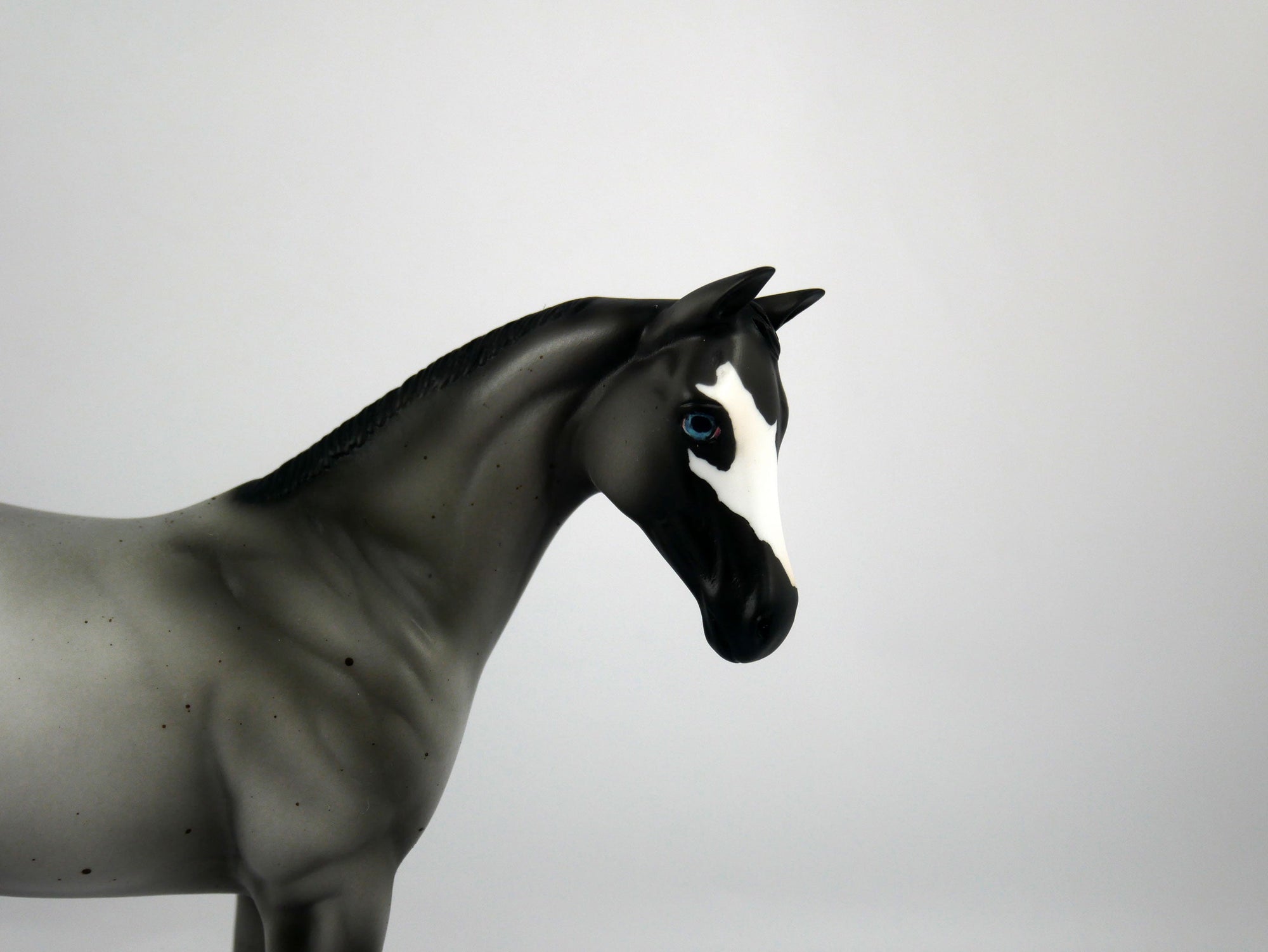 Hugs-OOAK Roan Weanling  Model Horse 1/20/21