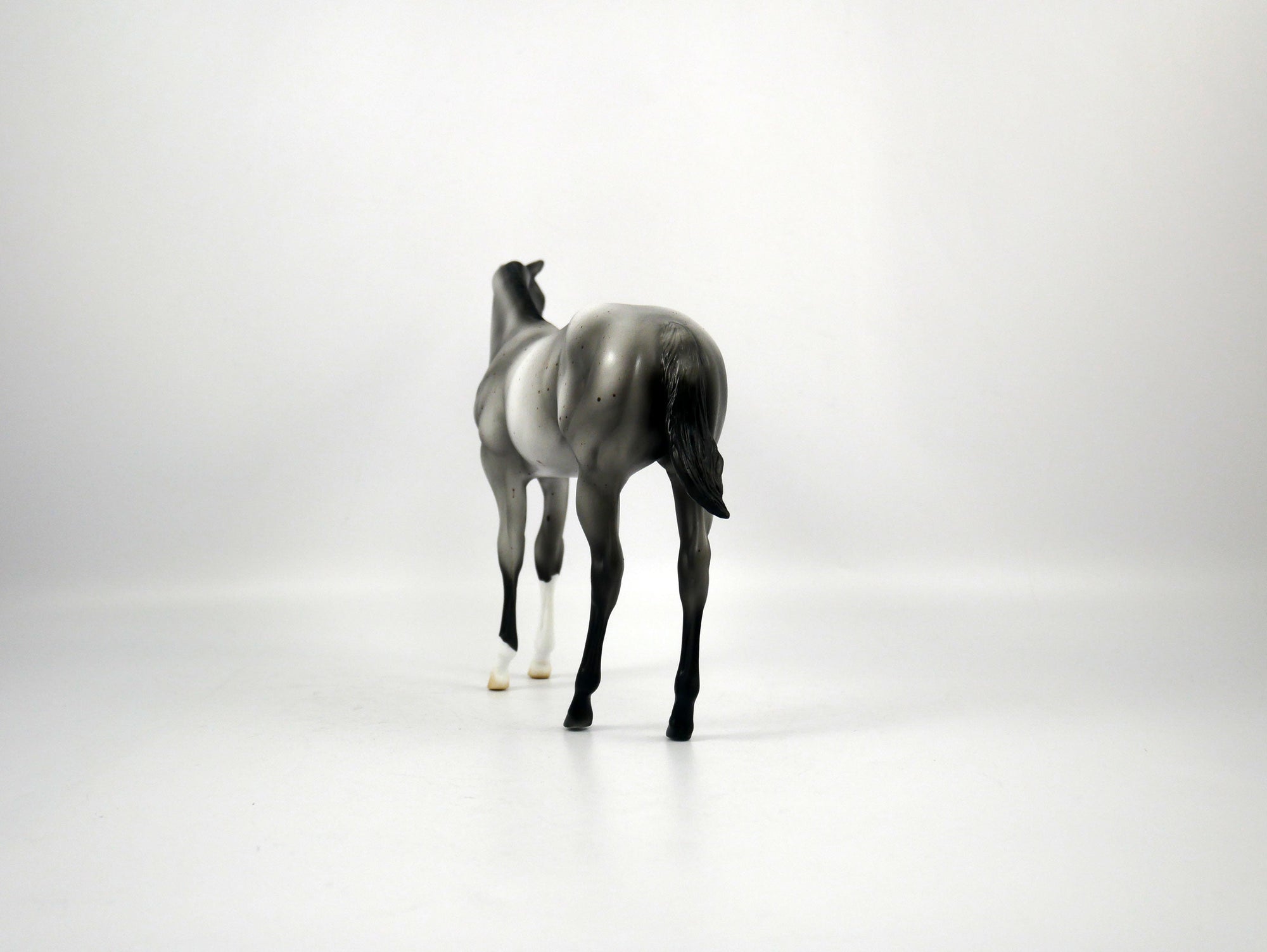 Hugs-OOAK Roan Weanling  Model Horse 1/20/21