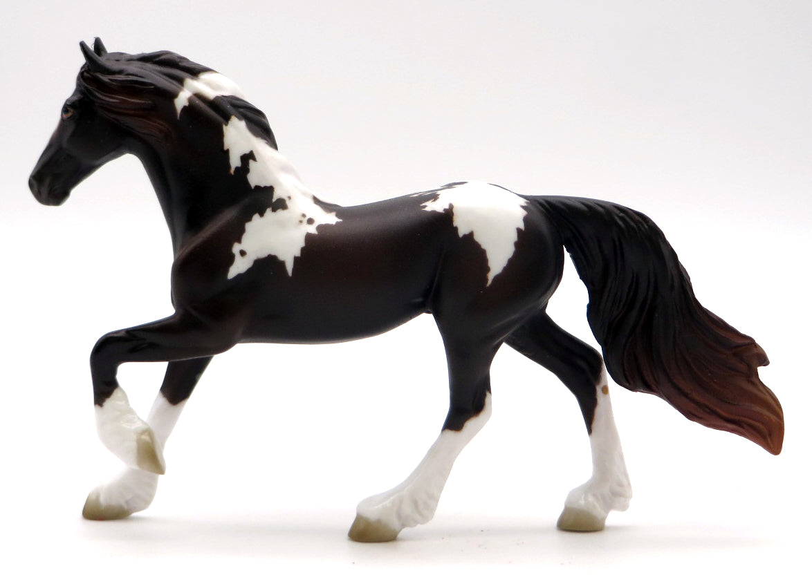 All Purpose -- OOAK Friesian Chip -- Stone Bowl V