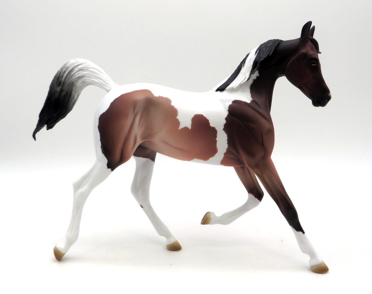 Walk On OOAK  Bay Yearling STONE BOWL V