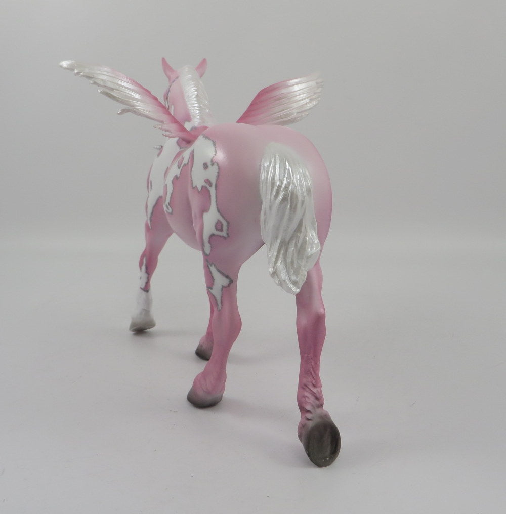 Cupcake LE-5 Pebbles Draft Decorator Valentines 2/12/21