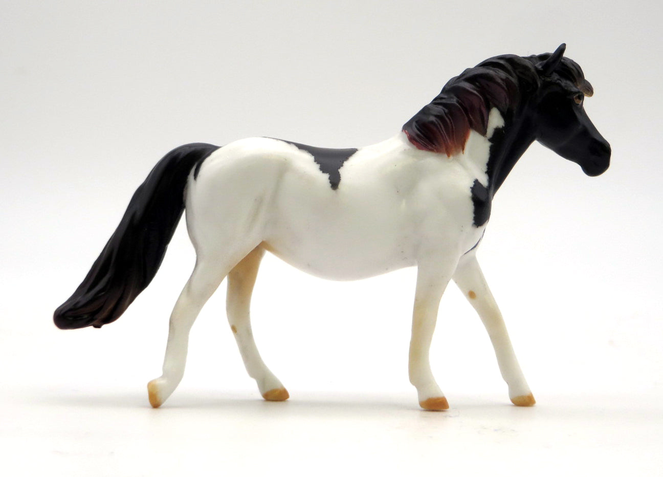 Sneak-OOAK Pinto Chips Pony Painted by Andrea 2/14/22